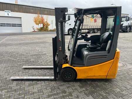 4-wiel elektrische heftrucks 2016  Jungheinrich EFG 215 / Triplex 4.25m / 1.851h / Batterie 2023 (6)
