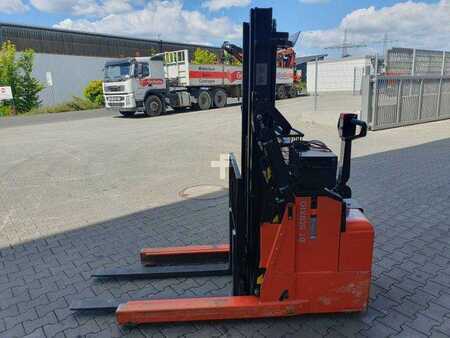 Commissionatori verticali 2013  Toyota RWE 120 / Schubmaststapler / Duplex:2.9m / 257h! (7)