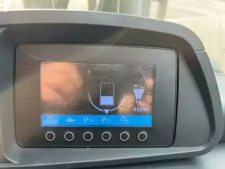 Carrelli elettrici 4 ruote 2017  Jungheinrich EFG 215 / Triplex: 4.25m! / SS / 4.029h (16)