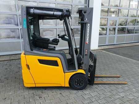 Elektro čtyřkolový VZV 2017  Jungheinrich EFG 215 / Triplex: 4.25m! / nur 3.439h! / 2022 (3)