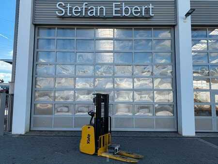 Függőleges komissiózó 2014  Yale MS 12 AC / Triplex: 4m! / nur 180h! / 2014 (1)