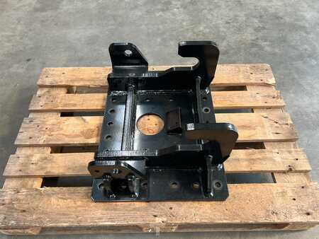 Telescopic forklift rigid - [div] Schraubadapter universell Adapter / Magni Aufnahme (2)