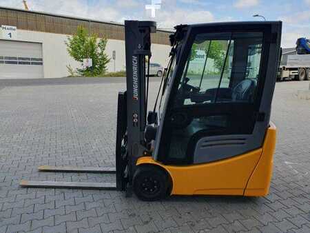 Elektro čtyřkolový VZV 2016  Jungheinrich EFG 215 / Triplex: 4.25m! / SS / 2.472h! / 2020 (6)