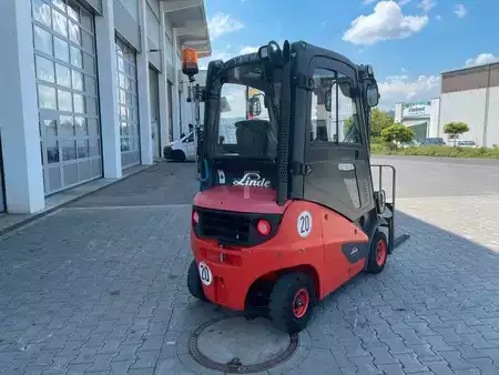 Wózki widłowe diesel 2017  Linde H14D-01 / HH 4,6m / 1.453h / Diesel / SS / Waage (6)