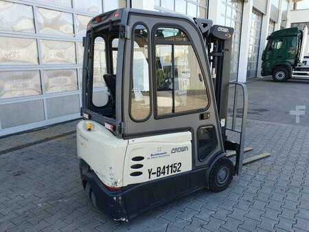 Eléctrica de 4 ruedas 2017  Crown SCT6020-1.3 /Triplex: 4.30m /Batterie 2020 (3)