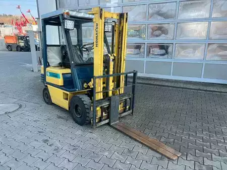 Eléctrica de 4 ruedas 1995  Komatsu FG15T-15 / Gas / 1995 / (11)