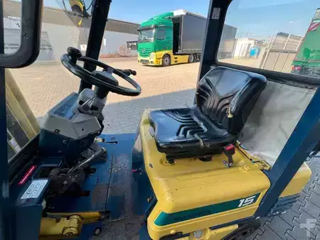 Eléctrica de 4 ruedas 1995  Komatsu FG15T-15 / Gas / 1995 / (16)