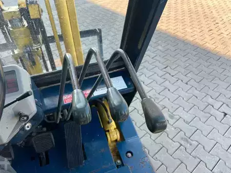 Eléctrica de 4 ruedas 1995  Komatsu FG15T-15 / Gas / 1995 / (17)