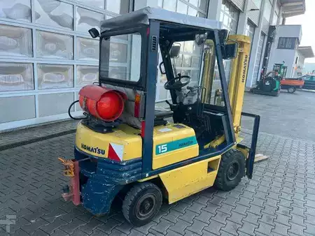 Eléctrica de 4 ruedas 1995  Komatsu FG15T-15 / Gas / 1995 / (4)
