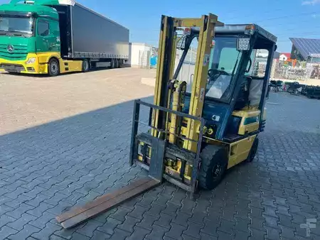 Eléctrica de 4 ruedas 1995  Komatsu FG15T-15 / Gas / 1995 / (9)