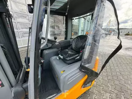 El Truck - 4-hjul 2017  Jungheinrich EFG 215 / Triplex: 4.25m! / SS / nur 3.092h! (15)