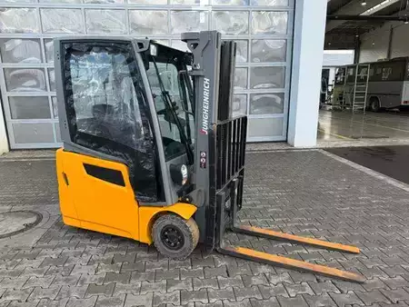 El Truck - 4-hjul 2017  Jungheinrich EFG 215 / Triplex: 4.25m! / SS / nur 3.092h! (5)