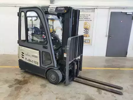 Carrelli elettrici 4 ruote 2016  Crown SCT6020-1.3 /Triplex: 4.30m /Batterie 2020 (1)