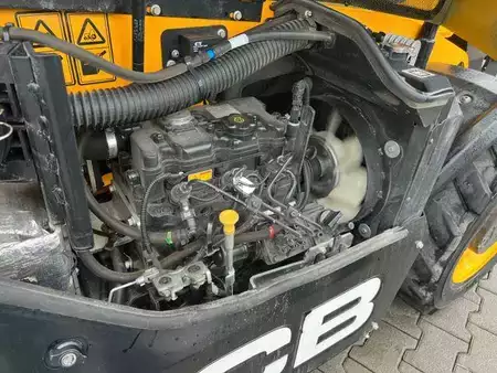 Empilhador telescópico-Fixo 2023  JCB 514-40 / nur 270h / 2023 / Gabel & Schaufel (13)