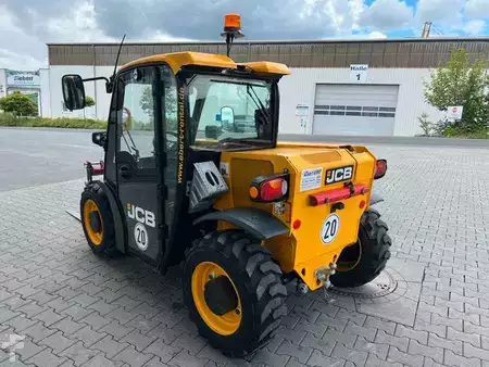 Empilhador telescópico-Fixo 2023  JCB 514-40 / nur 270h / 2023 / Gabel & Schaufel (6)