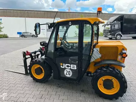 Empilhador telescópico-Fixo 2023  JCB 514-40 / nur 270h / 2023 / Gabel & Schaufel (7)