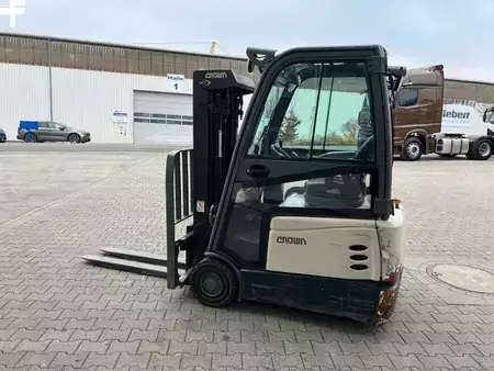 Carrelli elettrici 4 ruote 2016  Crown SCT6020-1.3 /Triplex: 4.30m / SS / 2.090h! (8)