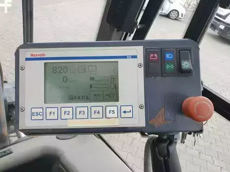 Dieseltrukki 2013  Jungheinrich DFG 680 / 4.500mm / 2.413h / Zinkenverstellgerät (11)