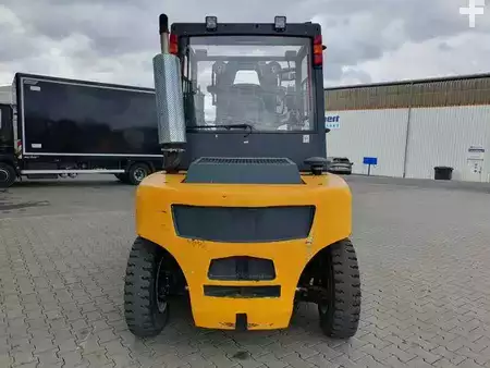 Dieseltrukki 2013  Jungheinrich DFG 680 / 4.500mm / 2.413h / Zinkenverstellgerät (5)