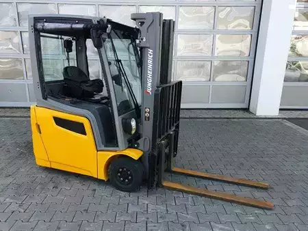 Elektro čtyřkolový VZV 2017  Jungheinrich EFG 215 / Triplex: 4.25m! / SS / nur 3.488h! (2)