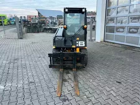 Teleskoptruck fast bom 2022  JCB TLT 35-22E Teletruck / nur 131h! / 2022 / SS (11)