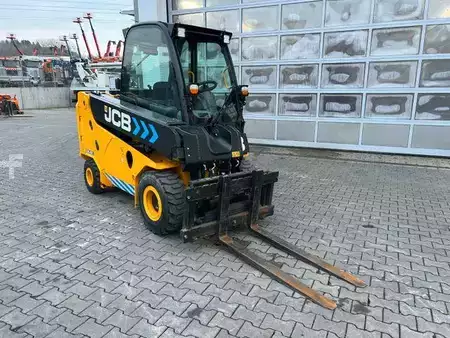 Teleskoptruck fast bom 2022  JCB TLT 35-22E Teletruck / nur 131h! / 2022 / SS (12)