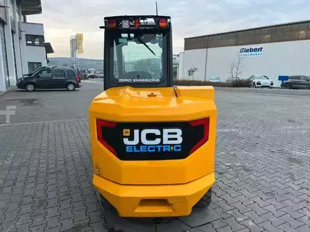 Teleskoptruck fast bom 2022  JCB TLT 35-22E Teletruck / nur 131h! / 2022 / SS (6)