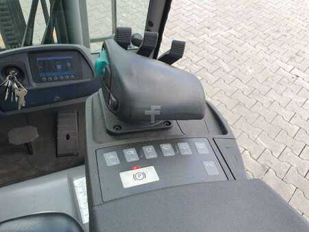 Eléctrico - 4 rodas 2017  Jungheinrich EFG 215 / Triplex: 4.25m! / SS / nur 1.368h! (13)