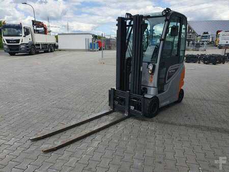 Carrelli elettrici 4 ruote 2016  Still RX60-20 - Triplex: 4.5m / SS / 2023! / nur 603h! (8)