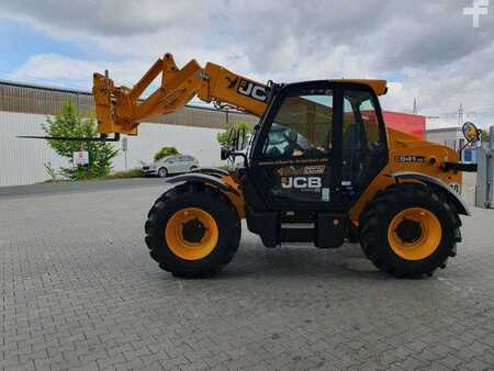 Wózki teleskopowe sztywne 2022  JCB 541-70 / nur 438h / 2022 / 4.100kg / 7m / 109PS (7)