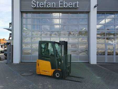 Elektro 4 Rad 2013  Jungheinrich EFG 215 / Triplex: 4.35m! / SS / nur 2.054h! (1)