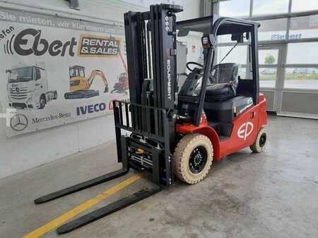 Eléctrica de 4 ruedas 2023  EP Equipment Equipment EFL253 / Triplex: 4,80m / SS / Neu (2)