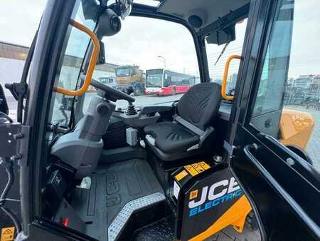 Telescopic forklift rigid 2022  JCB TLT 35-22E Teletruck / nur 131h! / 2022 / SS (16)