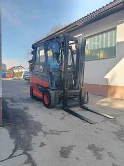 Compact Forklifts 2018  Linde E40/600H-388 (2)