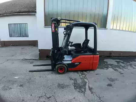 Electric - 3 wheels 2018  Linde E20L-02-386 (1)