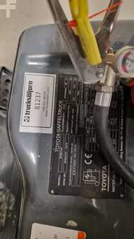 Elektro tříkolové VZV 2016  Toyota 8FBEK16T (2)