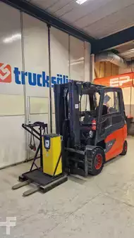 Elektrisk- 4 hjul 2014  Linde E50HL -01 (3)