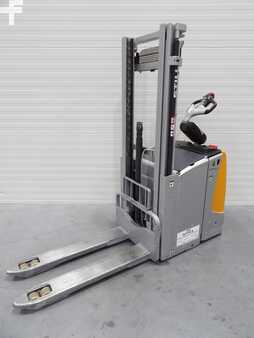 Pallet Stackers 2017  Still EXDSF20 (3)