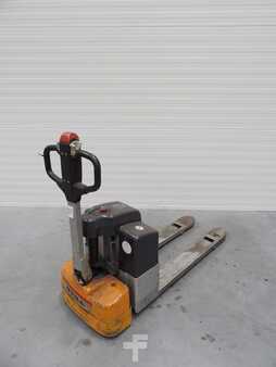 Electric Pallet Jacks 2018  Still ECU15 (1)