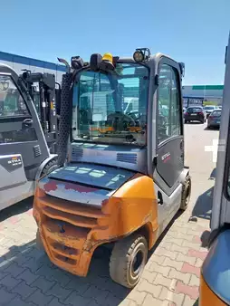 Chariots élévateurs diesel 2019  Still RX 70-30 (2)