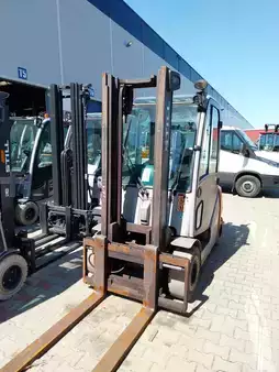 Chariots élévateurs diesel 2019  Still RX 70-30 (1)
