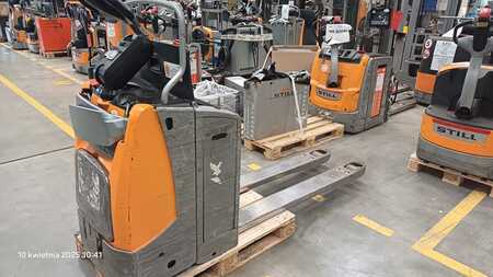 Electric Pallet Trucks 2019  Still EXUSF20 (1)