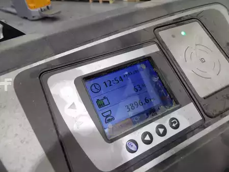 Magasemelésű béka 2020  Still FXV14 (8)