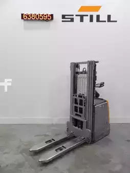 Magasemelésű béka 2021  Still EXVSF16 (2)