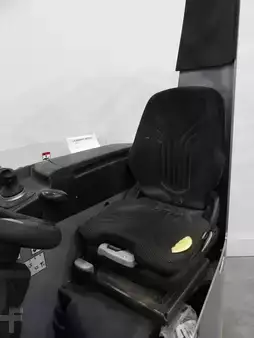 Reach Truck 2021  Still FMX17 Li-ION (6)