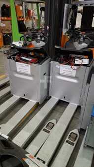 VZV s plošinou pro řidiče 2021  Still EXHSF20 (2)