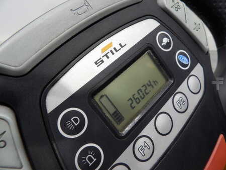 Gerbeurs à conducteur porté debout 2022  Still EXHS25 (5)