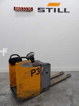 Gerbeurs à conducteur porté debout 2022  Still EXHS25 (2)