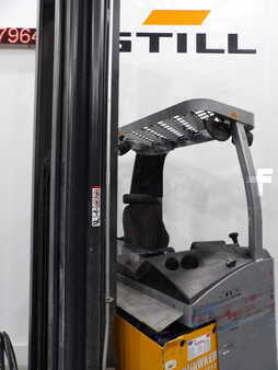 Chariots à mât rétractable 2022  Still FMX25 (7)