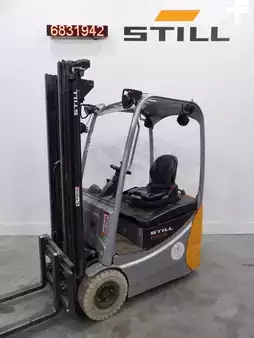 Elektromos 3 kerekű 2022  Still RX 50-13 (1)
